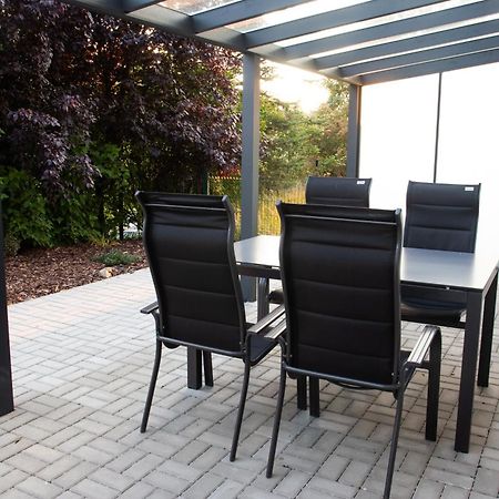 Zim-Let Lipno Apartment Frymburk Bagian luar foto