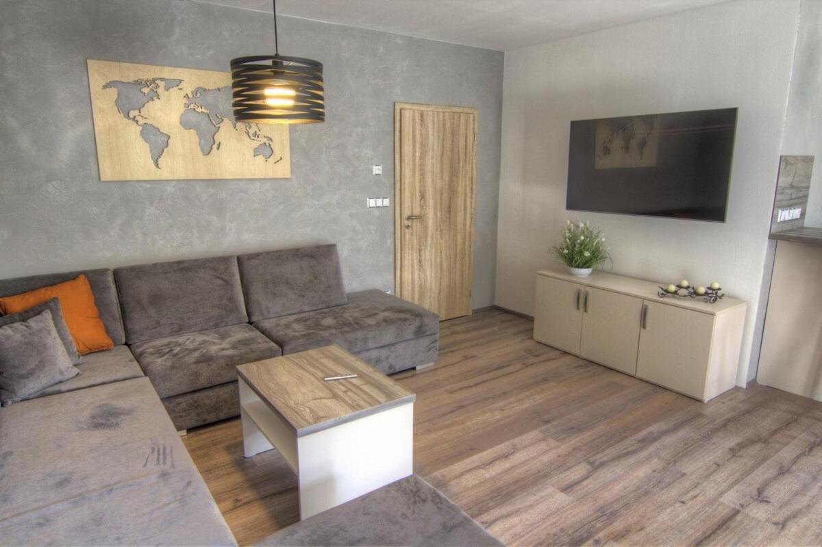 Zim-Let Lipno Apartment Frymburk Bagian luar foto